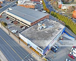 Photo 4 of 495 Self Storage - 12111 Parklawn Drive, Rockville, MD
