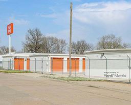 Image for Public Storage - 710 SE 8th Avenue, Topeka, KS