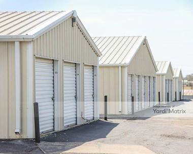 Storage Units for Rent available at 1324 SW Auburn Road, Topeka, KS 66615