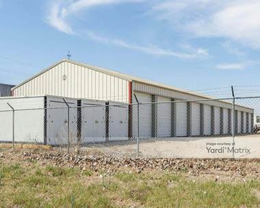 Storage Units for Rent available at 1505 NW Gage Blvd, Topeka, KS 66618
