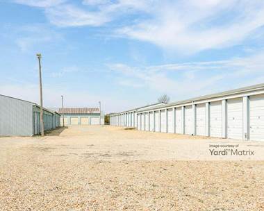 Storage Units for Rent available at 1441 SW Auburn Road, Topeka, KS 66615
