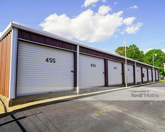 Photo 3 of Lynn-s Lock-Storage - 1311 North Maple Street, Searcy, AR