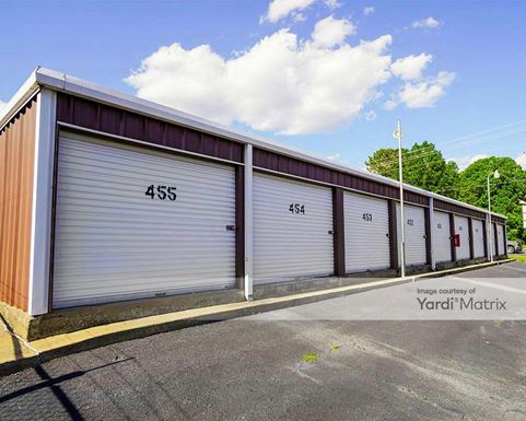 Photo 3 of Lynn-s Lock-Storage - 1311 North Maple Street, Searcy, AR