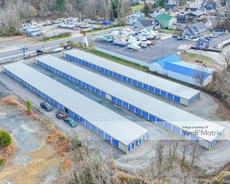 Photo 3 of Peninsula Mini Storage - 30A South Market Street, Blades, DE