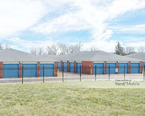 Photo 4 of Storage Rentals of America - 2650 SE California Avenue, Topeka, KS