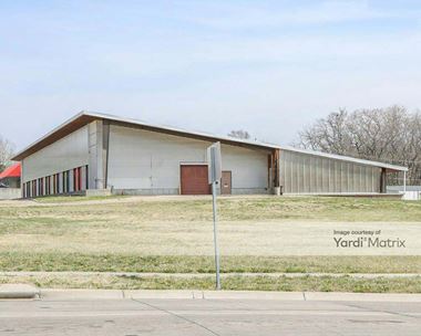 Storage Units for Rent available at 447 SE 29th Street, Topeka, KS 66605