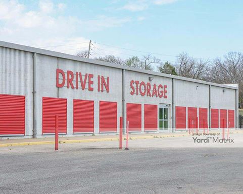 Photo 3 of CubeSmart Self Storage - 240 SE 29th Street, Topeka, KS