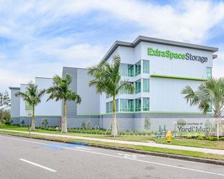 Photo 4 of Extra Space Storage - 4100 Gateway Centre Blvd, Pinellas Park, FL