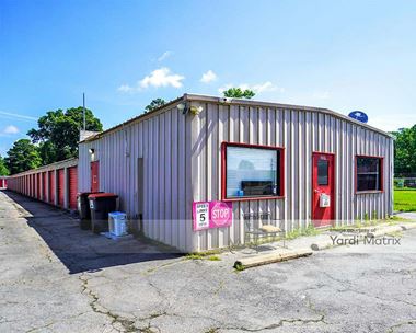 Storage Units for Rent available at 3009 West Pullen Avenue, Pine Bluff, AR 71601