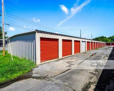 Storage Units for Rent available at 3009 West Pullen Avenue, Pine Bluff, AR 71601