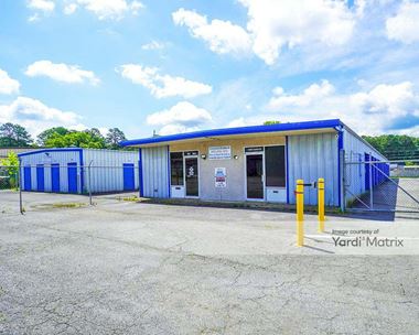 Storage Units for Rent available at 3005 North Midland Park Drive, Pine Bluff, AR 71603