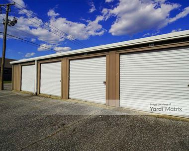 Storage Units for Rent available at 2307 East Moore Avenue, Searcy, AR 72143