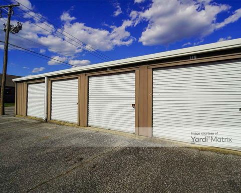 Photo 4 of Storage House, The - 2307 East Moore Avenue, Searcy, AR