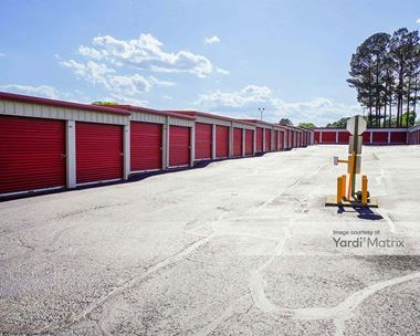 Storage Units for Rent available at 3015 West Beebe Capps Expwy, Searcy, AR 72143