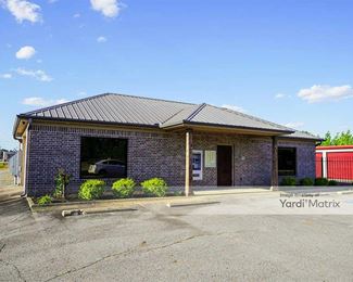 Photo 2 of Stow and Go Mini Storage - 1700 Hastings Drive, Searcy, AR