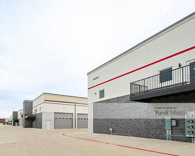 Storage Units for Rent available at 2308 Marsh Lane, Carrollton, TX 75006