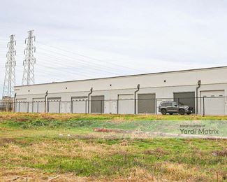 Photo 5 of Extra Space Storage - 2308 Marsh Lane, Carrollton, TX