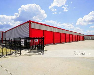 Storage Units for Rent available at 3311 Bernice Avenue, Russellville, AR 72802