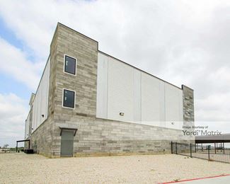Photo 3 of Simply Storage - 31817 U.S. Hwy 84, McGregor, TX