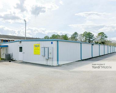 Storage Units for Rent available at 2717 Ross Clark Circle, Dothan, AL 36301