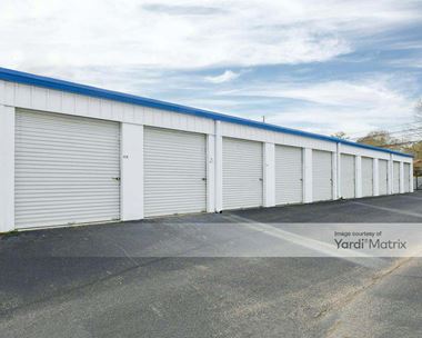 Storage Units for Rent available at 2915 Ross Clark Circle, Dothan, AL 36301