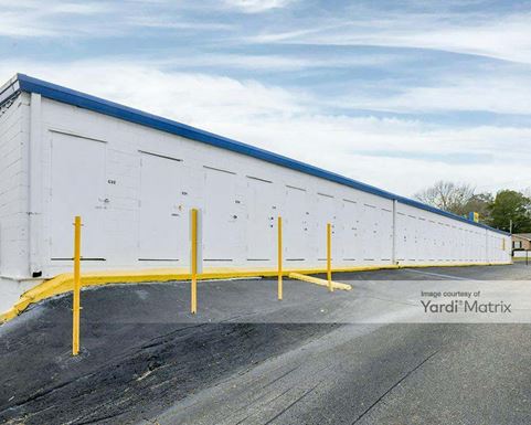 Photo 5 of American Self Storage - 2915 Ross Clark Circle, Dothan, AL