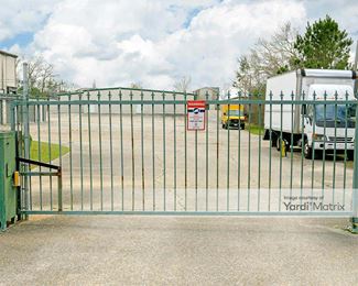 Photo 2 of Storage Master - 353 West Inez Road, Dothan, AL