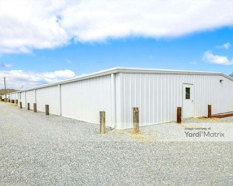 Photo 3 of Solomon Road Storage - 637 Solomon Road, Headland, AL