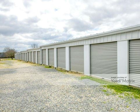 Photo 4 of Solomon Road Storage - 637 Solomon Road, Headland, AL