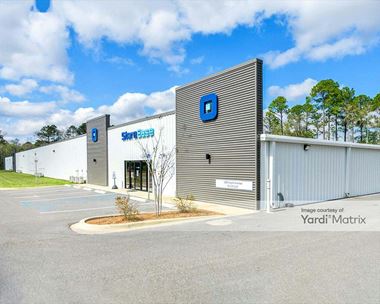 Storage Units for Rent available at 206 Apple Avenue, Dothan, AL 36303