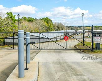 Photo 2 of Storageland - 105 Cason Court, Dothan, AL