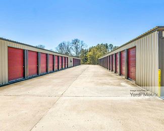 Photo 2 of Iron Storage - 1601 West Magnolia Avenue, Geneva, AL