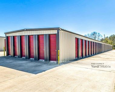 Storage Units for Rent available at 1601 West Magnolia Avenue, Geneva, AL 36340