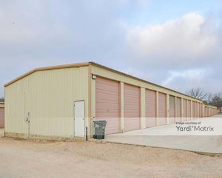 Photo 2 of Storage King - 1516 Cloud Lane, New Braunfels, TX