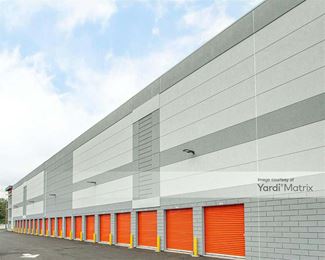 Photo 5 of Public Storage - 2165 State Street, Hamden, CT