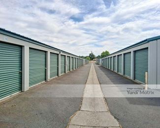Photo 4 of Metro Self Storage - 2749 Sycamore Lane, Anderson, CA