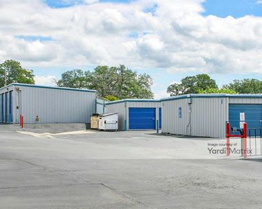 Storage Units for Rent available at 2680 Tarmac Road, Redding, CA 96003