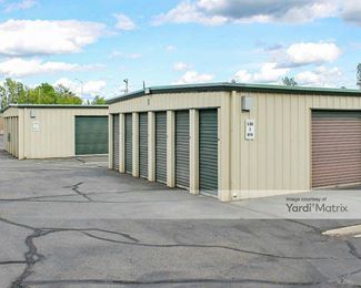 Photo 3 of AJ’s Mini-RV Storage - 839 Twin View Blvd, Redding, CA