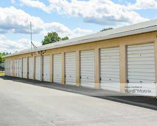 Photo 3 of Enterprise Stor-All - 2887 Tarmac Road, Redding, CA