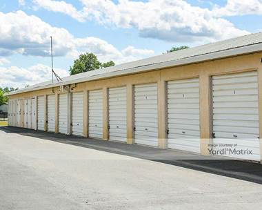 Storage Units for Rent available at 2887 Tarmac Road, Redding, CA 96003