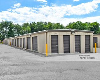 Photo 6 of Storage Center - 3045 Wabash Avenue, Terre Haute, IN