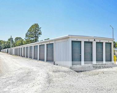 Storage Units for Rent available at 14001 NC-50, Surf City, NC 28445