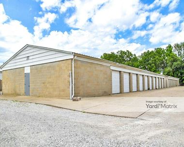 Storage Units for Rent available at 3655 South 14th 1/2 Street, Terre Haute, IN 47802
