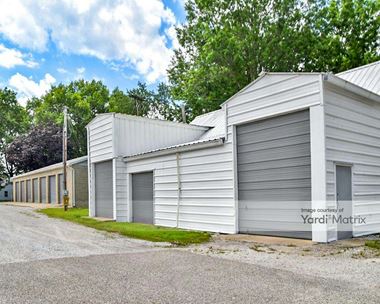 Storage Units for Rent available at 3655 South 14th 1/2 Street, Terre Haute, IN 47802