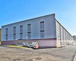 Photo 3 of Space Shop Self Storage - 1555 Hickory Grove Road NW, Kennesaw, GA