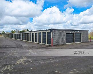 Photo 5 of Super Giant Storage - 53721 Gratiot Avenue, Chesterfield, MI