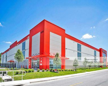 Storage Units for Rent available at 1535 Simmons Road, Kissimmee, FL 34744