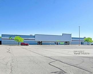 Photo 1 of Extra Space Storage - 5055 Jackman Road, Toledo, OH