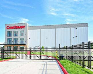 Photo 2 of CubeSmart Self Storage - 601 West Tidwell Road, Houston, TX