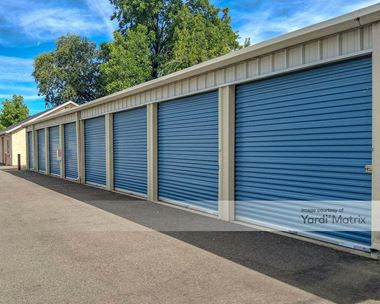 Storage Units for Rent available at 19920 Riverside Avenue, Anderson, CA 96007